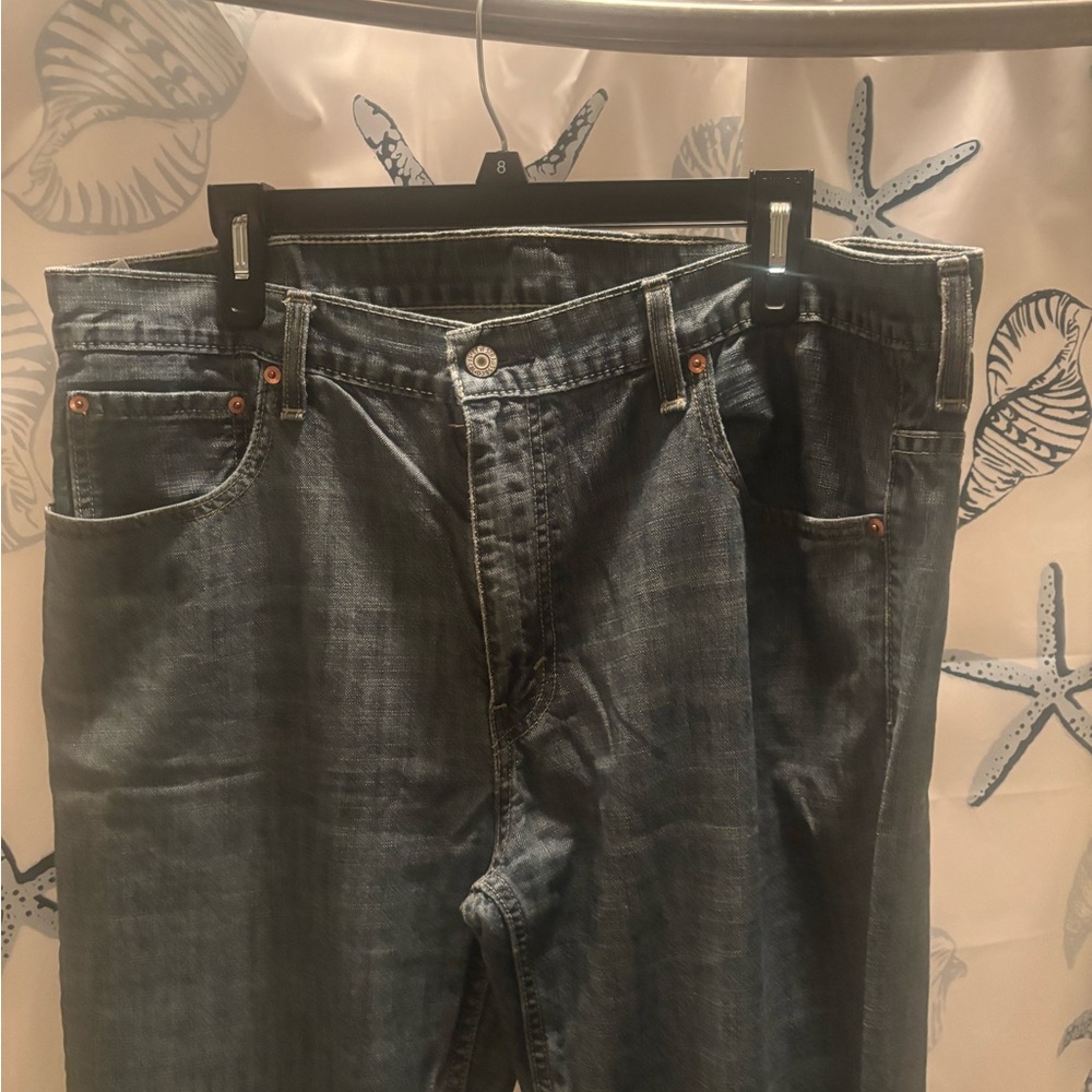 Levi’s 569 - Picture 2 of 3